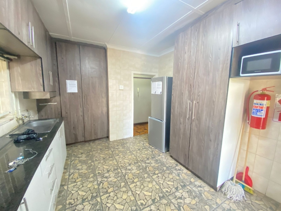 5 Bedroom Property for Sale in Willows Free State